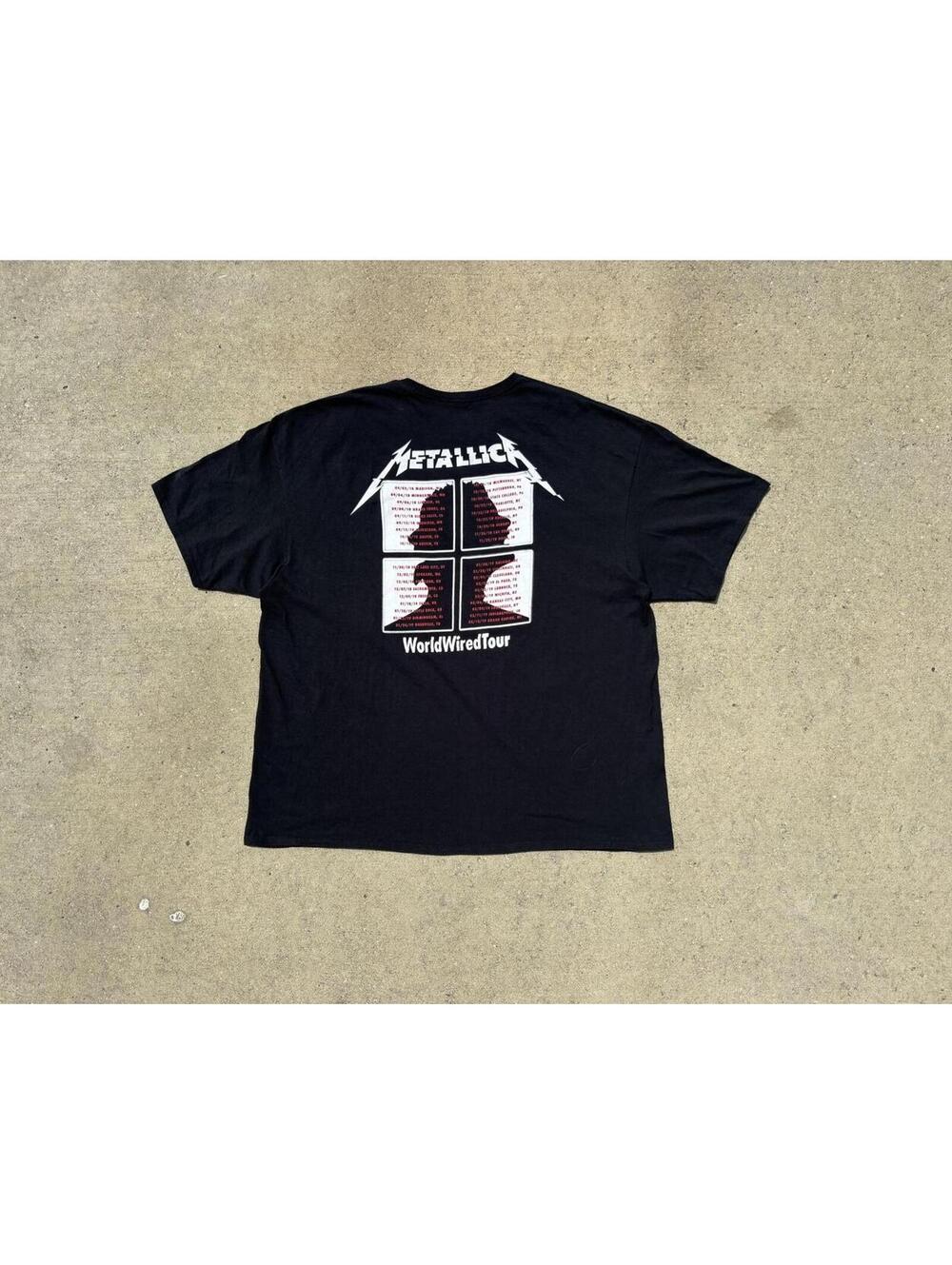 Metallica WorldWired Tour Black Graphic T-Shirt Y2K Vintage